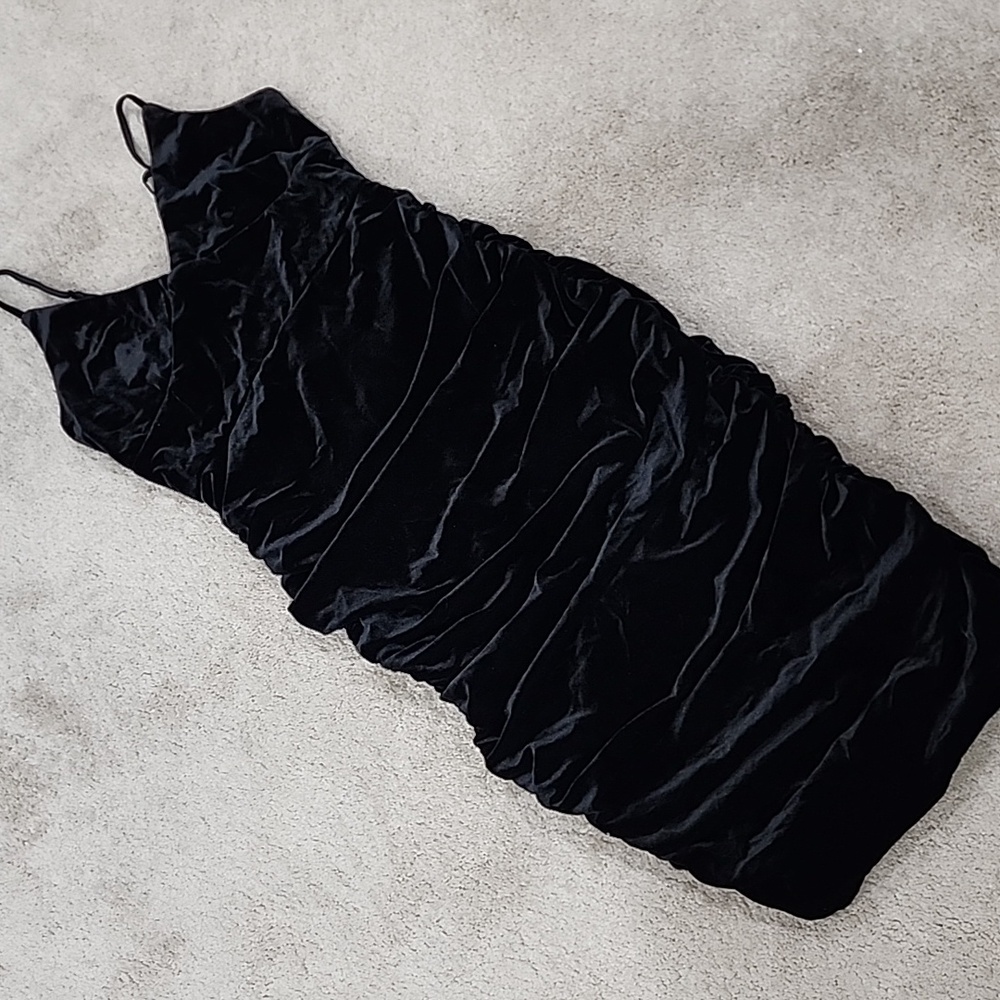 Hera Collection velour cocktail dres